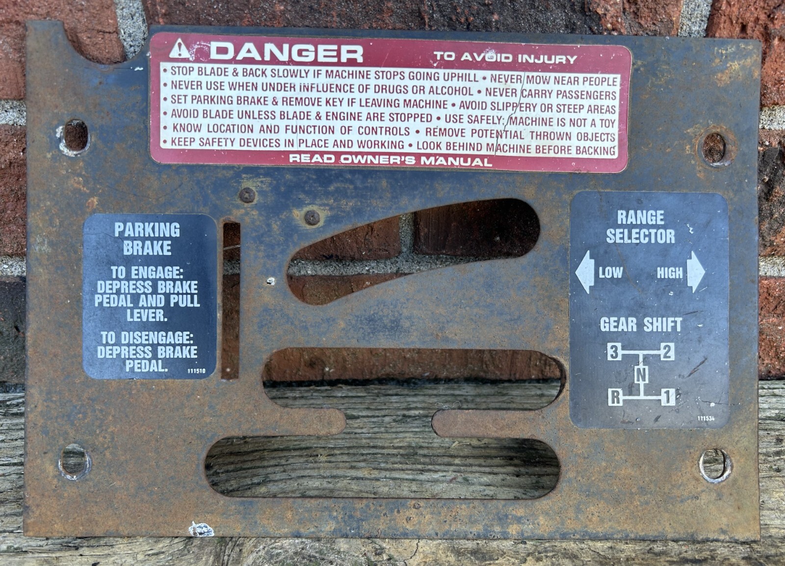 Toro 1988 Wheel Horse 414-8 Shift Pattern Plate 111387 Replacement