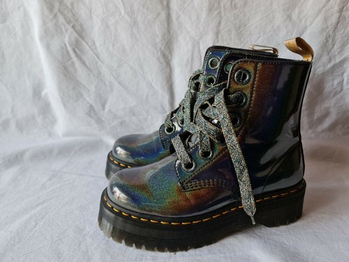 doc martens lack 40