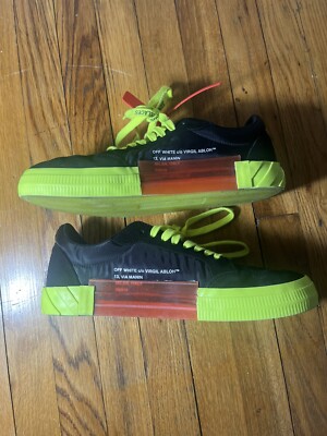Size 10.5 - Off-White Vulcanized Low Black Fluo Yellow