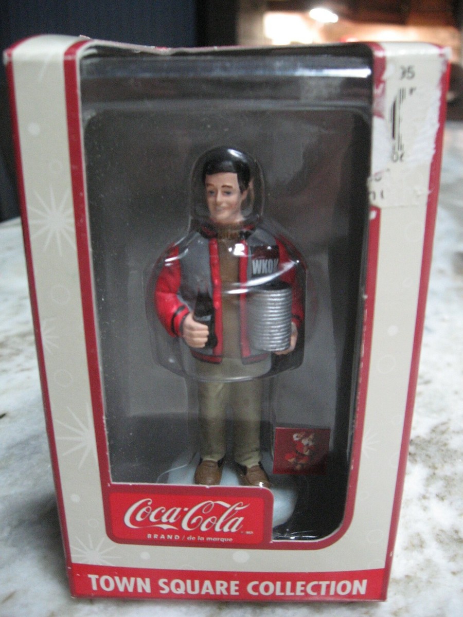 じ*ん様 Coca-Cola ラジオコントロールトラック Wooden Truck With Coca Cola Can Radio by Toystalgia, INC