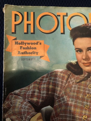 PHOTOPLAY MAGAZINE - September, 1940 - GINGER ROGERS - Picture 4 of 12