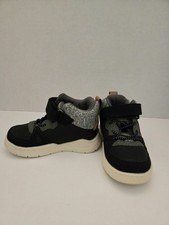 Oshkosh B'gosh toddler boy shoe