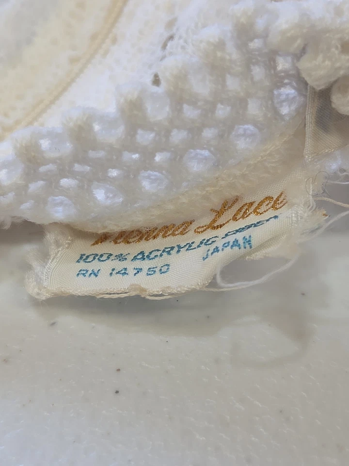 Vintage 60s 70s Crochet Knit 2 Pc Set Cardigan & Shell Top White Japan Acrylic - Image 3 of 4