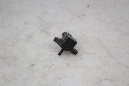 Air Pressure Sensor Yamaha YZF-R1 02-03 OEM - 第 2/4 張圖片