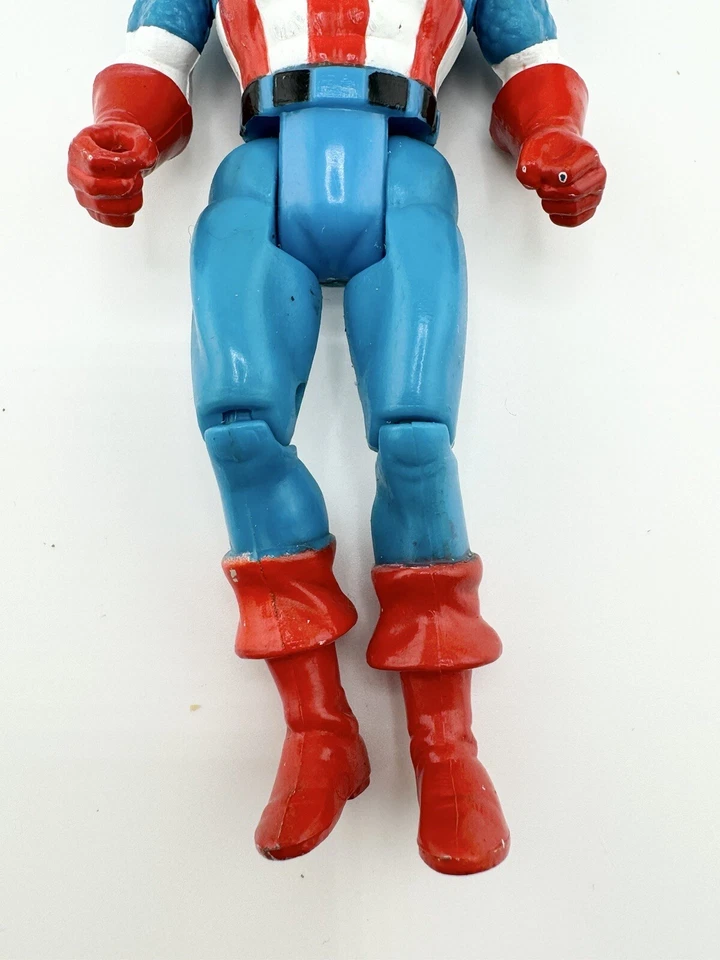 Figura de acción de colección Capitán América 5" Marvel Super Heroes 1990 Toybiz Foto 3 de 4