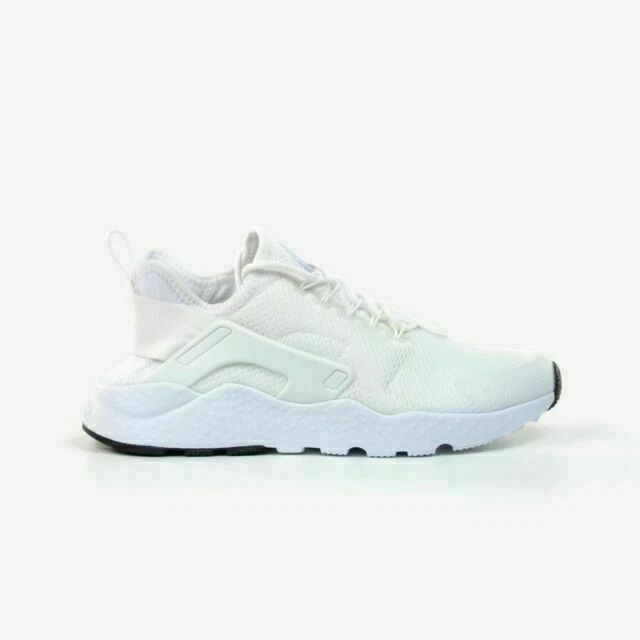 Nike Air Athletic Shoes for Women