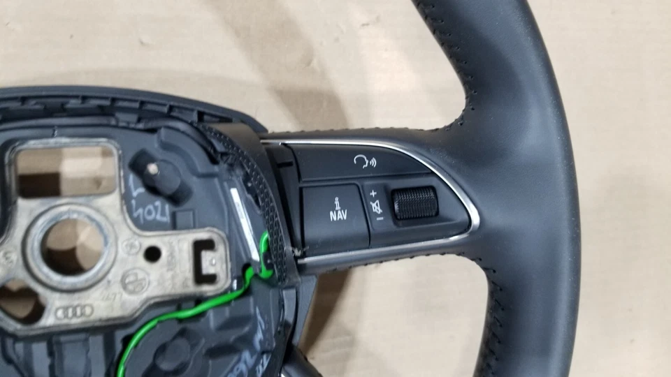 Volante Audi A4 2013-2016 cuero negro 4L0419091AC1KT OEM Foto 3 de 4