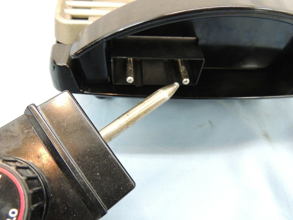 DELONGHI ALFREDO HEALTHY GRILL ELECTRIC COUNTER TOP MODEL BG 15, 1500