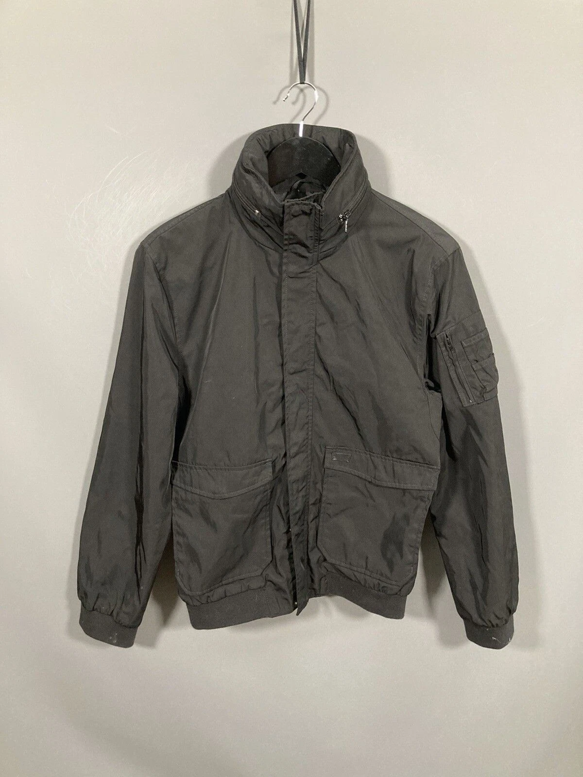 LEVI’S WATERPROOF BOMBER Jacket - Size Small - Black - Great Condition - Mens