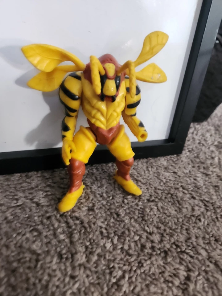1994 Mighty Morphin Power Rangers Evil Space Aliens Grumble Bee 6" Action Figure - Image 2 of 4
