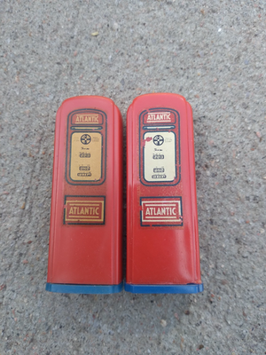 #ad Vintage Atlantic Gas Pump Salt Pepper Shakers Red Plastic $50.00