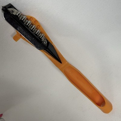 Miracle Zig Zag Knife For Fruit Carving Peeler Papaya, Vegetable and Slicer, ...