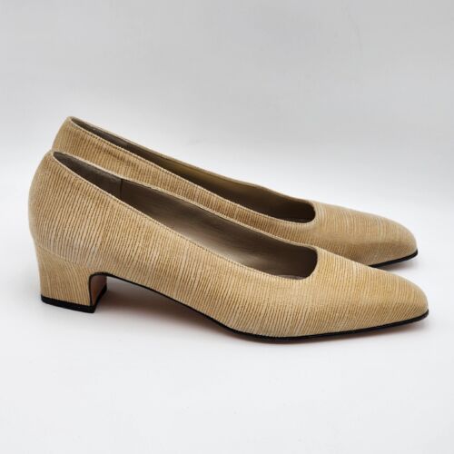 Salvatore Ferragamo Women's Pump Heel Shoes Almond Size 7 AAA Tan Beige - Picture 2 of 16