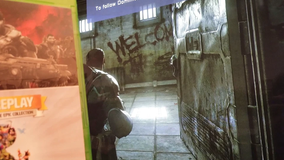 Rare Replay + Gears of War Ultimate Edition Xbox One Game Bundle [CIB Complete] - Image 3 of 4