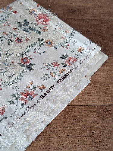 Hardy Fabrics Wentworth Screen Print Cotton Offcut 61" x 55" 154cm x 139cm - Picture 2 of 15