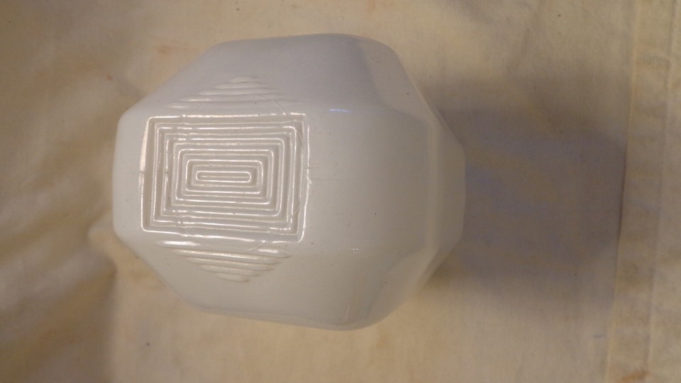 VINTAGE WHITE CLEAR DECO BATHROOM & KITCHEN SINK GLASS SHADE LIGHT