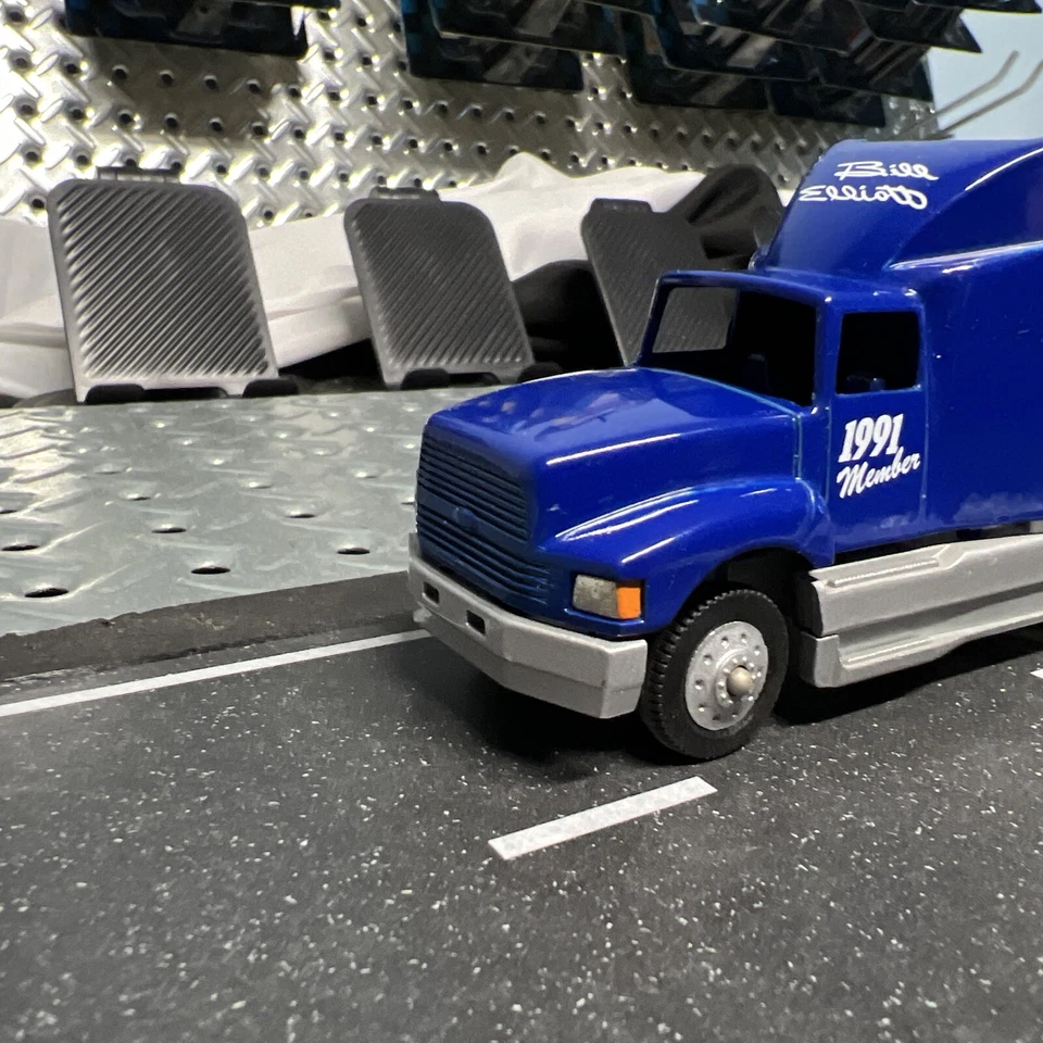 Winross Bill Elliott 1991 Fan Club Hauler 1/64 Nascar #9 1988 Champ Foto 2 de 4