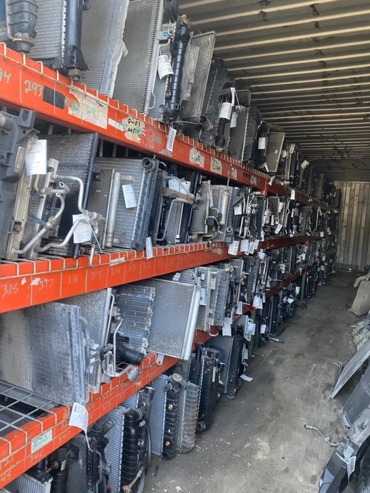 Радиатор CHRYSLER SEBRING 95 96 97 98 99 00 БЫСТРАЯ ДОСТАВКА - Изображение 4 из 4