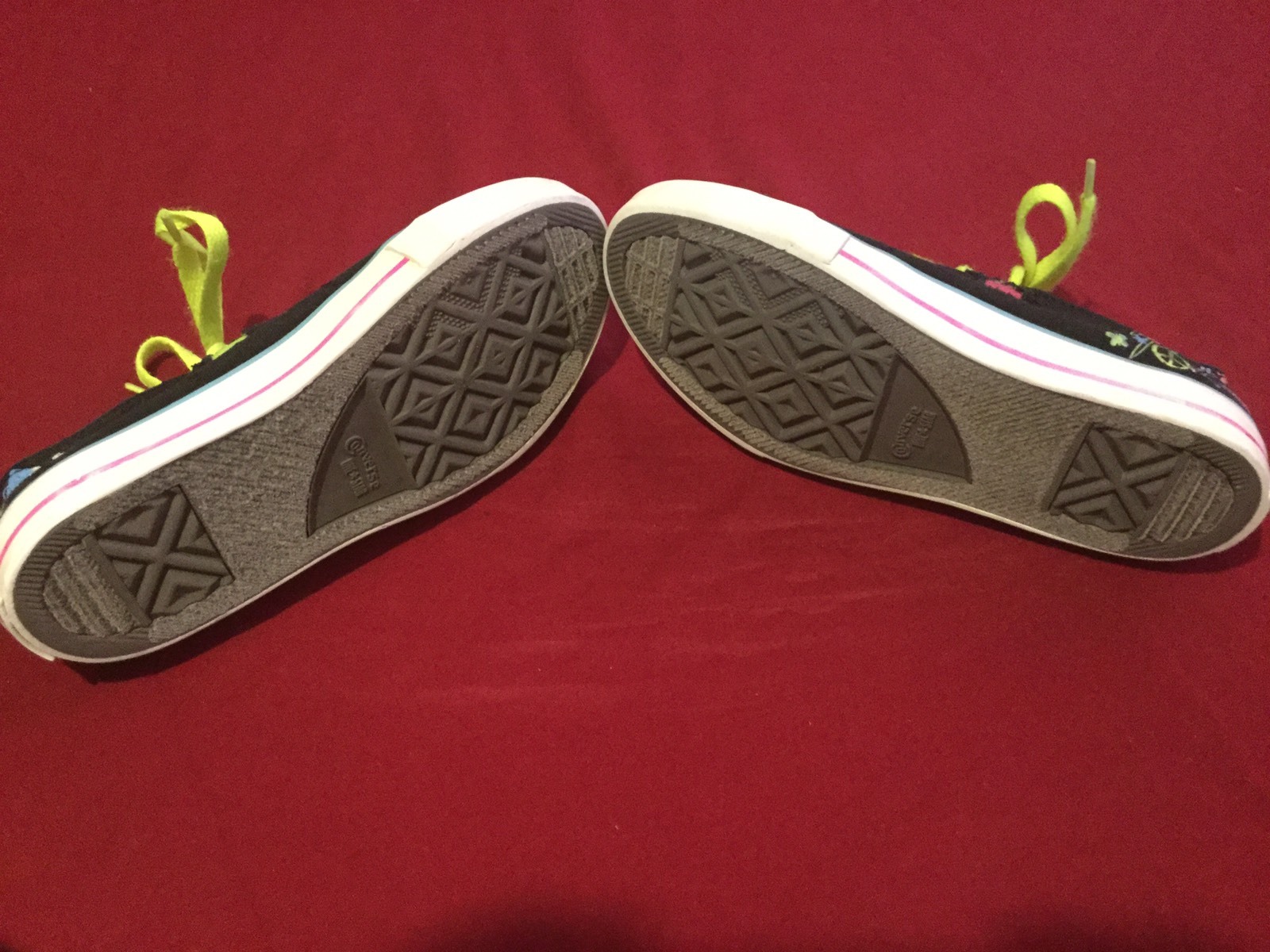 Converse shoes Girls Size Junior 2 Converse One Star sneakers sport tennis shoes thumbnail 5