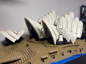 LEGO Creator Expert: Sydney Opera House EXCELLENT Condition REITIRED LEGO