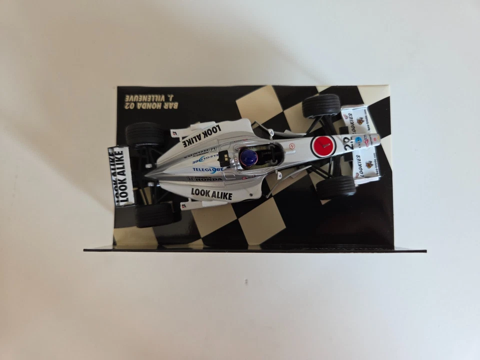 Minichamps 1/43 Bar Honda 02 J. Villeneuve - 2000 - 430000022 - Immagine 3 di 4