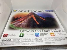 Smithsonian 52042 Glow in the Dark Giant Volcano STEM Science NEW