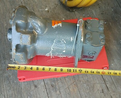Liebherr 9961014 Swing Motor / rotator swivel for Crawler Excavator