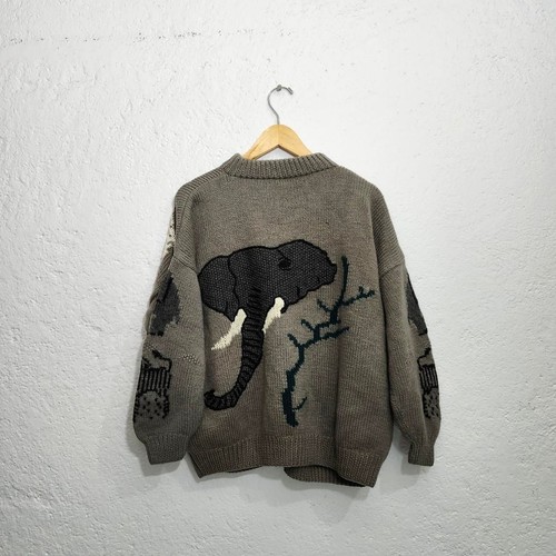 Suéter Cárdigan Vintage Temático Animal - Diseño Safari Vida Silvestre - Imagen 2 de 3