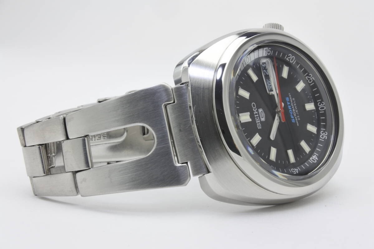 Seiko 5 Sports 7S36-0050 Overhaul Overhaul 23 Jewels