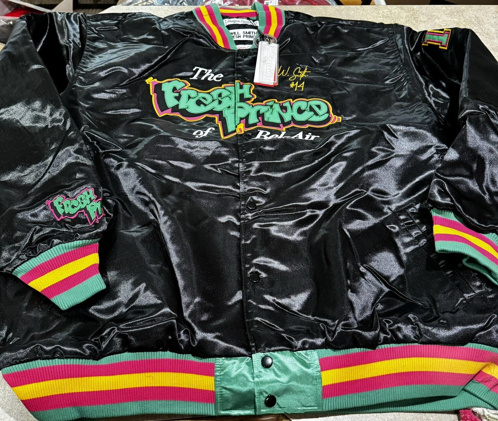 Men's Headgear Classics. The Fresh Prince of Bel Air Jersey Satin Jacket S.7XL - product detail image 3