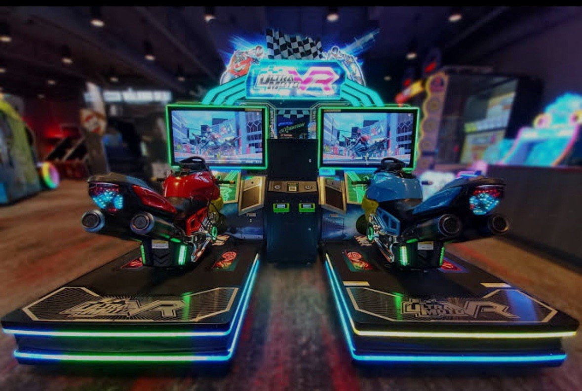 ULTRA MOTO VR TWIN! MOTION SUPER BIKE RACING GAME- NEXT LEVEL AMUSEMENT ...