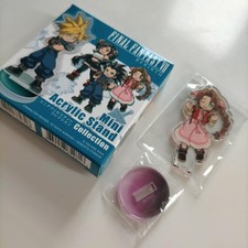 FINAL FANTASY VII Mini set supporto acrilico nuvola, Tifa, Aerith, Sephiroth, Zacks