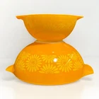 Pyrex Orange Daisy Cinderella Mixing Bowl Set - 4 Quart & 1.5 Quart  (M)