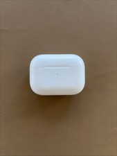 Apple AirPods Pro 1st Generation 2022 Bluetooth, Full Set