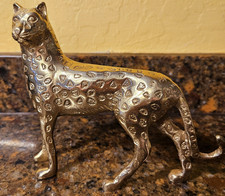 Stunning Wild Leopard Design Statue Brass Cheetah Sculpture Alarming Panther