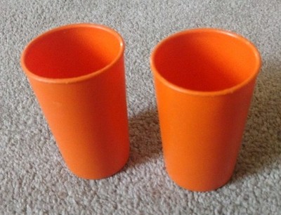 Set Of 2 Vintage Orange Tupperware Spice Shakers Cups 3.5  102-17 & 16 No Lids