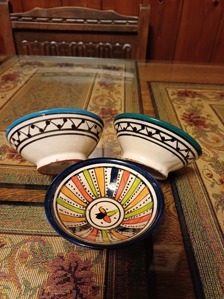 3x Vintage Safi Salah Moroccan Small Bowls. Hand Made And Decorated. - Image 3 of 4