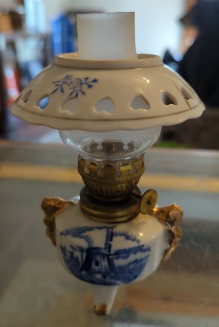 BEAUTIFUL Antique VICTORIAN BLUE DELFT MINI OIL LAMP Just Beautiful