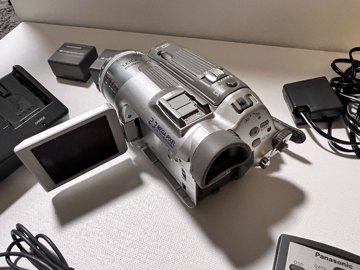 Panasonic NV-GS150 miniDV ビデオカメラ Amazon.co.jp: パナソニック NV-GS150-S デジタルビデオカメラ