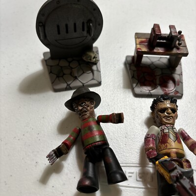 2002 Mez-Itz Cinema of Fear Jason Freddy Mezco Leatherface Mini