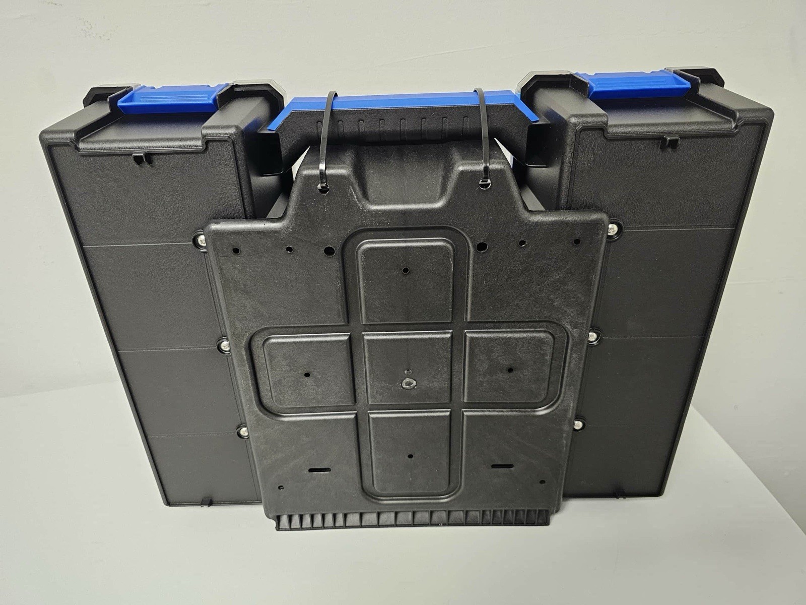 Kobalt 17-Compartment Wall Mounted Large Plastic Small Parts Organizer 4952312