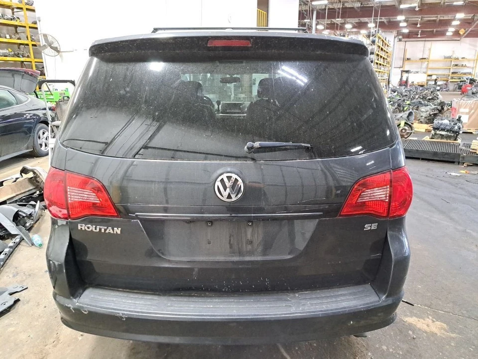 Cilindro maestro de freno 2012 Routan Sku#4129904 Foto 3 de 4