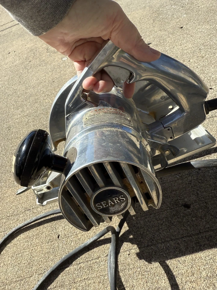 Craftsmen Model 315.27780, 7" Industrial Circular Saw Vintage USA Collector Tool - Image 2 of 4