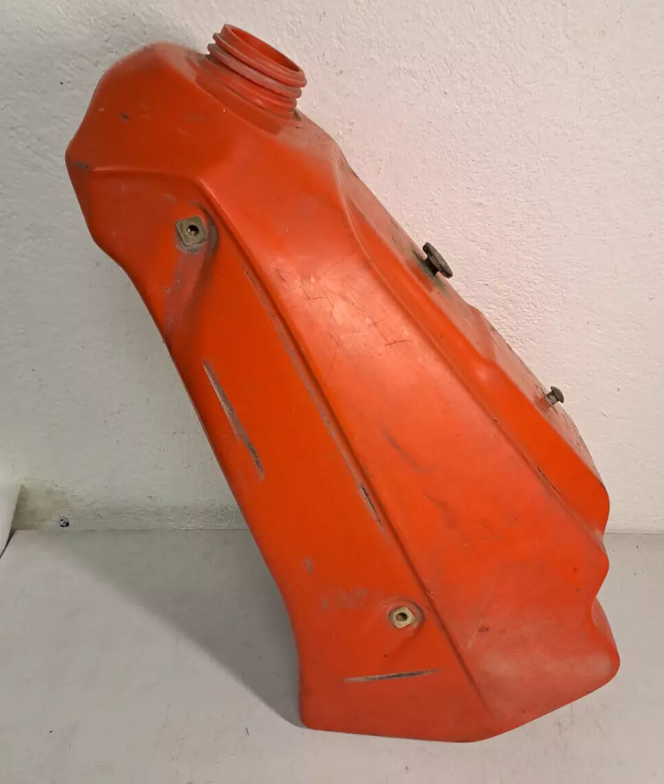 Honda CR250R 1990/1991 Genuine Gas Tank # 17510-KZ3-700ZA