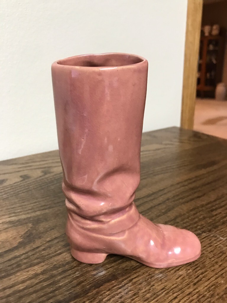 ROSEMEADE POTTERY 6 3/4