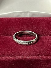 Vintage Sterling Silver design Band Ring Size 5