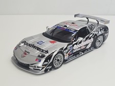AutoArt - Chevrolet Corvette C5-R Goodwrench #4 Sharp, Pilgrim - 1:18 - No Box
