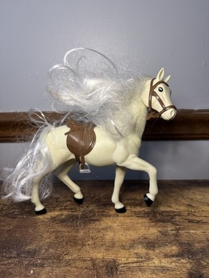 LANARD 2002 HORSE LIGHT GREY/ WHITE BROWN SADDLE AND BRIDLE MANE AND TAIL