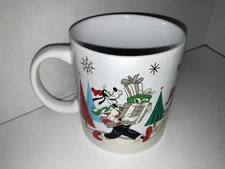 Disney Mickey & Friends Christmas 24oz Large Ceramic Coffee Mug Zrike Brands
