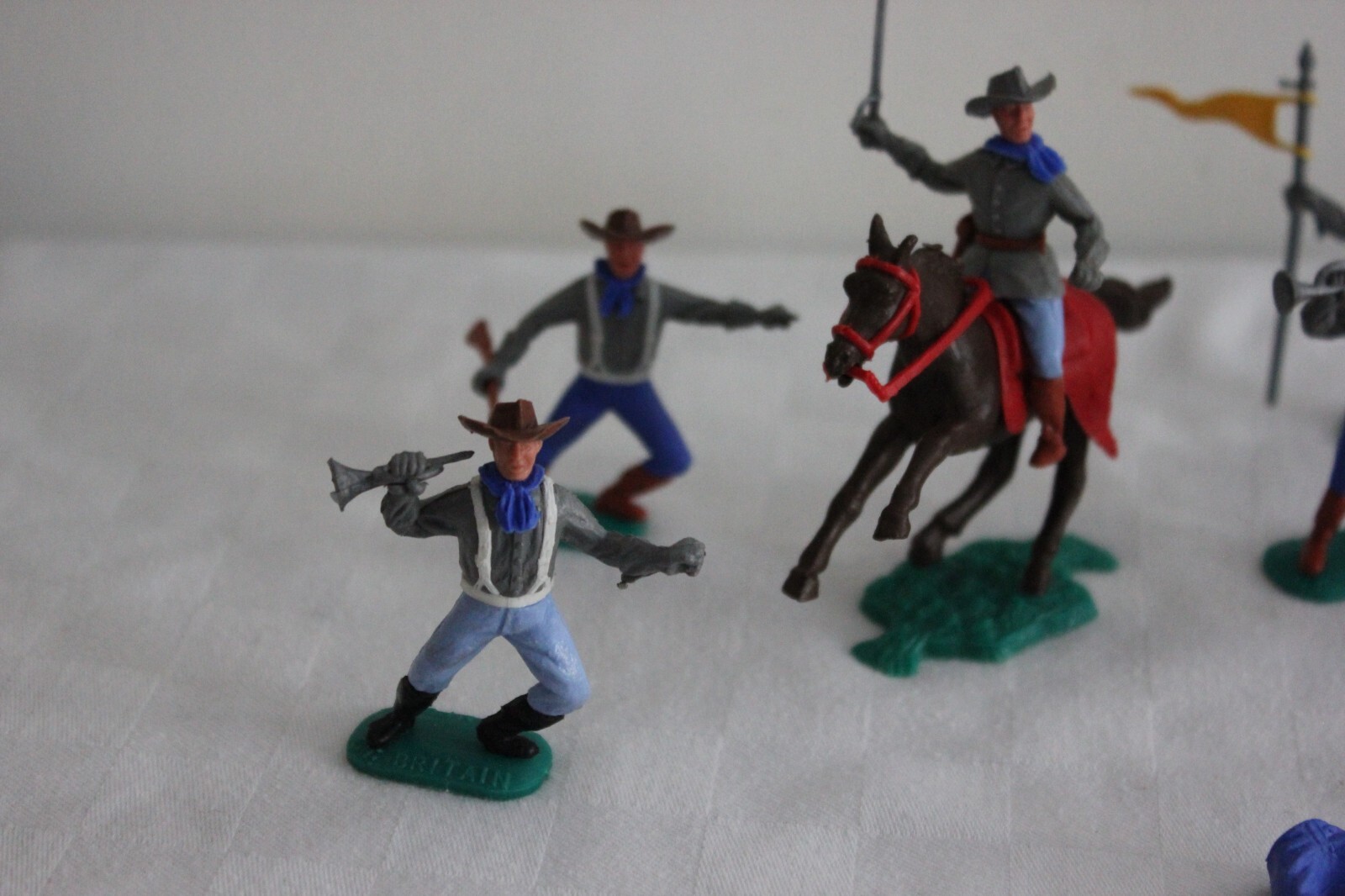 Timpo American Confederate Calvary soldiers Britains Vintage Toy